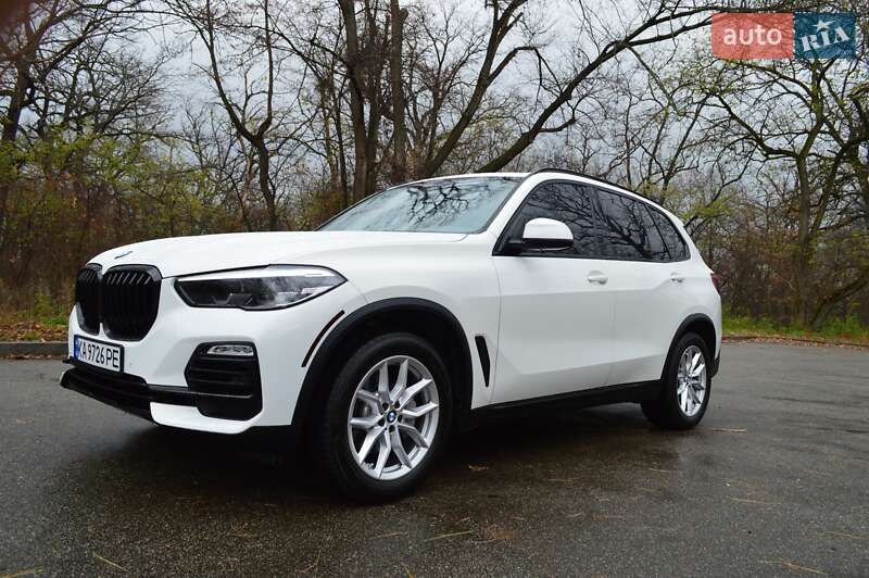 Внедорожник / Кроссовер BMW X5 2020 в Киеве