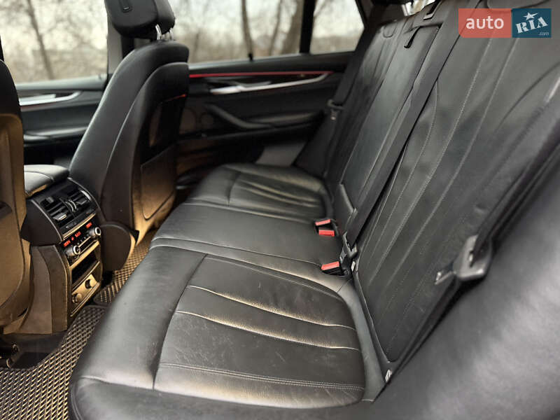 Внедорожник / Кроссовер BMW X5 2014 в Киеве
