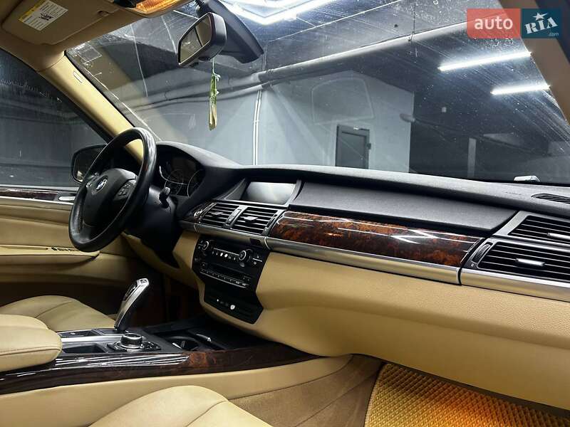 Позашляховик / Кросовер BMW X5 2013 в Чернівцях фото 19 Позашляховик / Кросовер BMW X5 2013 в Чернівцях
