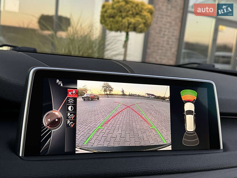 Внедорожник / Кроссовер BMW X5 2016 в Мукачево