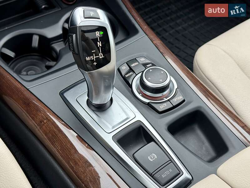 Позашляховик / Кросовер BMW X5 2011 в Харкові