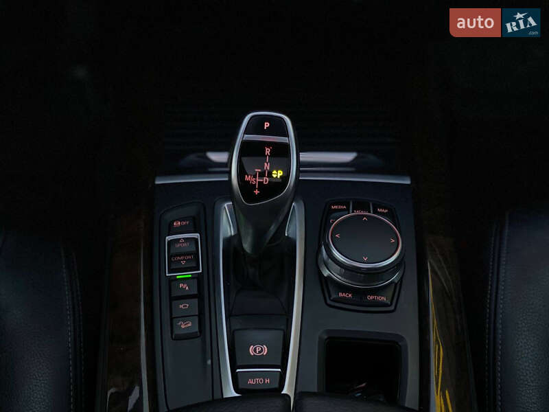 Позашляховик / Кросовер BMW X5 2017 в Львові