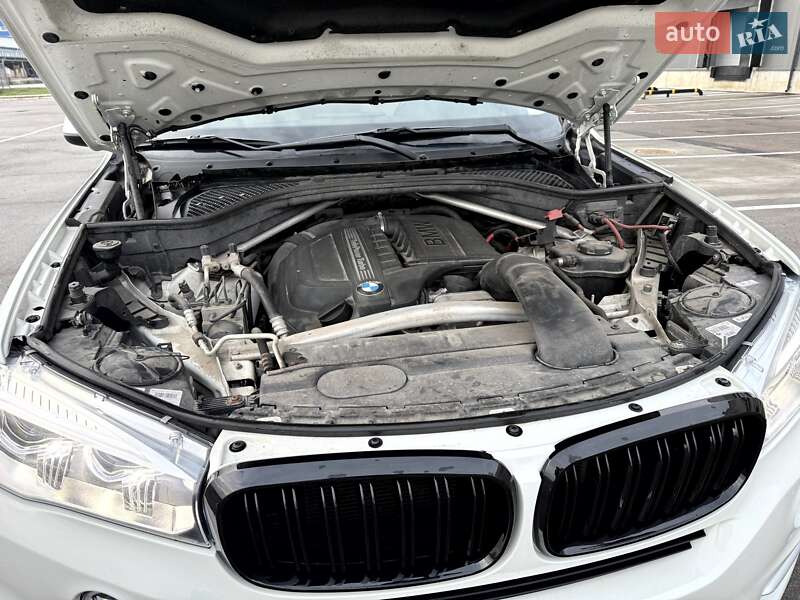 Внедорожник / Кроссовер BMW X5 2014 в Киеве
