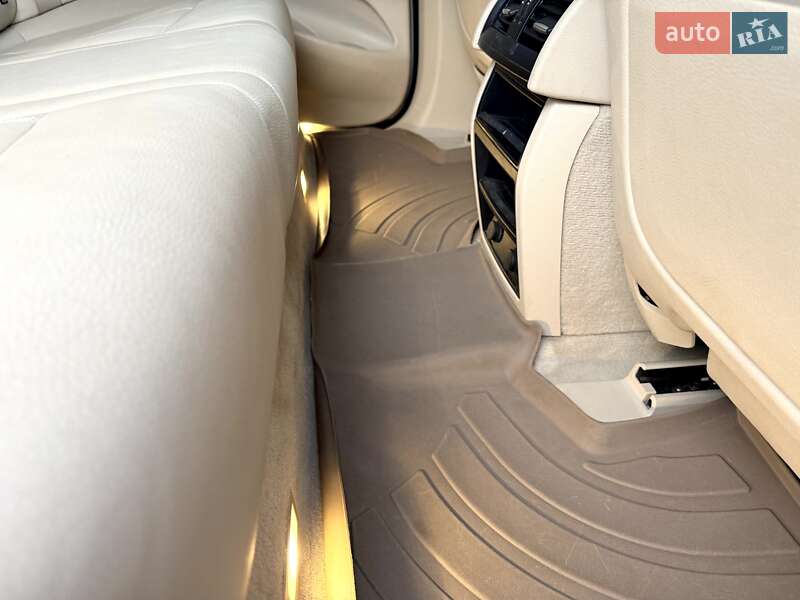 Внедорожник / Кроссовер BMW X5 2014 в Киеве