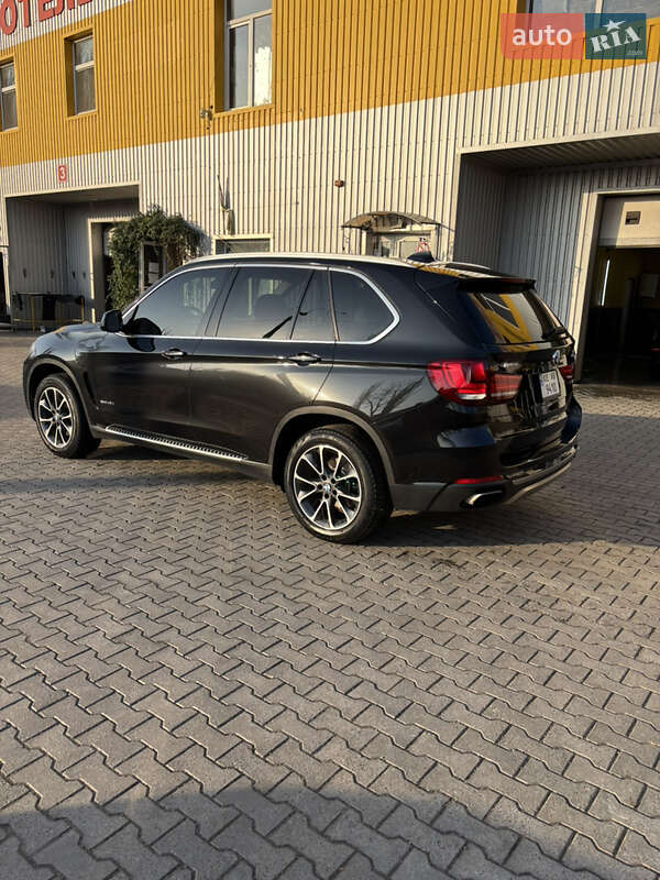 Внедорожник / Кроссовер BMW X5 2016 в Кривом Роге