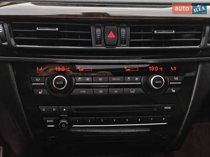 Внедорожник / Кроссовер BMW X5 2016 в Харькове