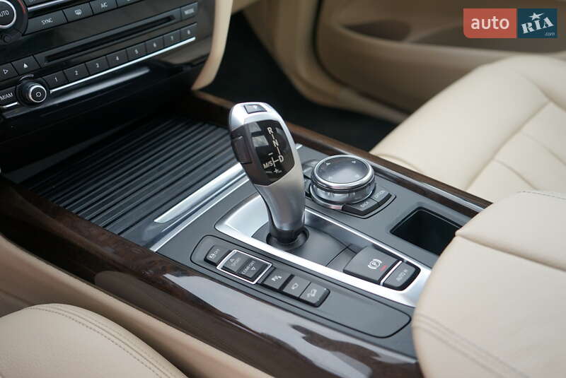 Внедорожник / Кроссовер BMW X5 2014 в Киеве