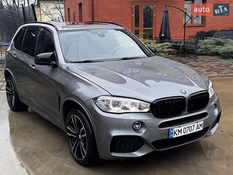 Внедорожник / Кроссовер BMW X5 2014 в Коростене
