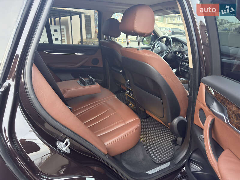 Внедорожник / Кроссовер BMW X5 2015 в Одессе