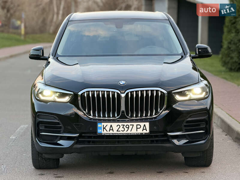 Внедорожник / Кроссовер BMW X5 2022 в Киеве