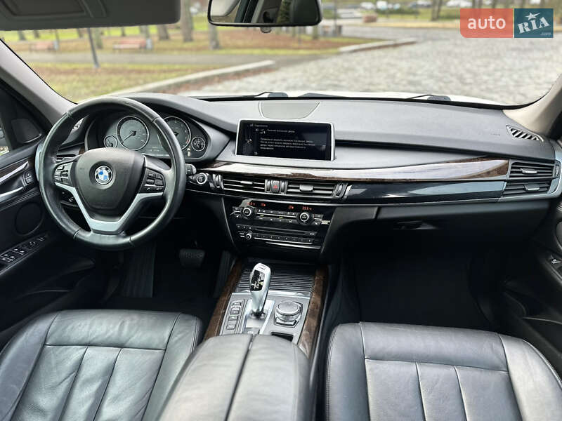 Внедорожник / Кроссовер BMW X5 2015 в Киеве
