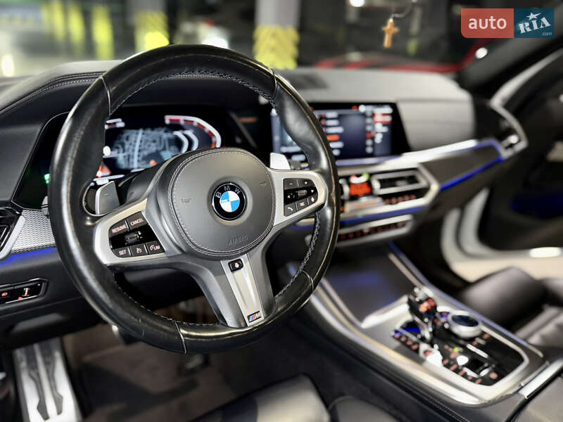 Внедорожник / Кроссовер BMW X5 2021 в Киеве