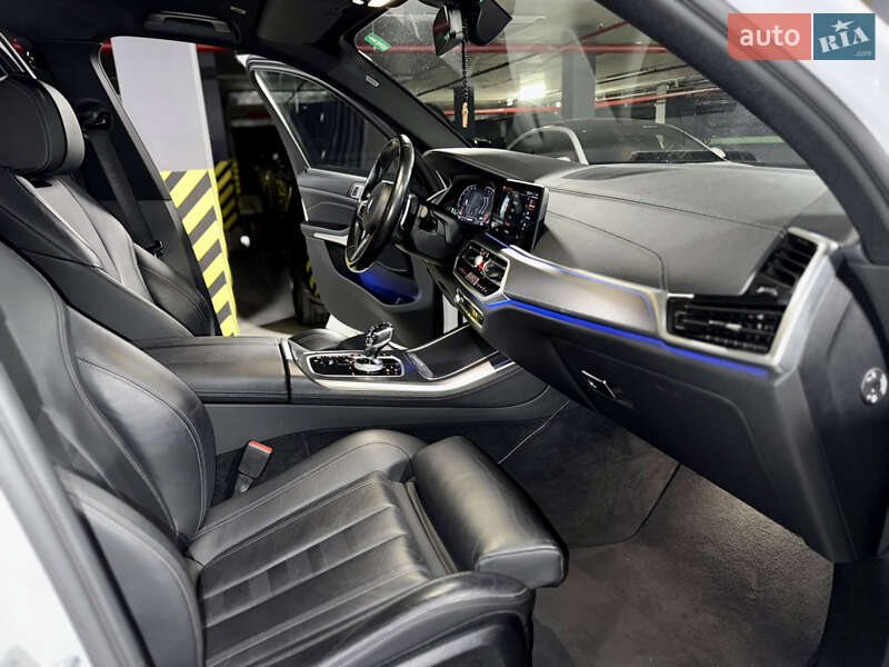 Внедорожник / Кроссовер BMW X5 2021 в Киеве