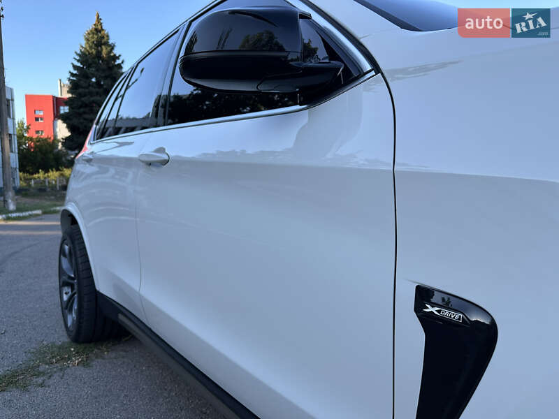 Внедорожник / Кроссовер BMW X5 2017 в Никополе