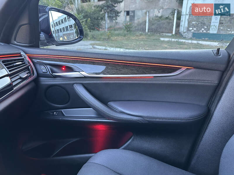 Внедорожник / Кроссовер BMW X5 2017 в Никополе