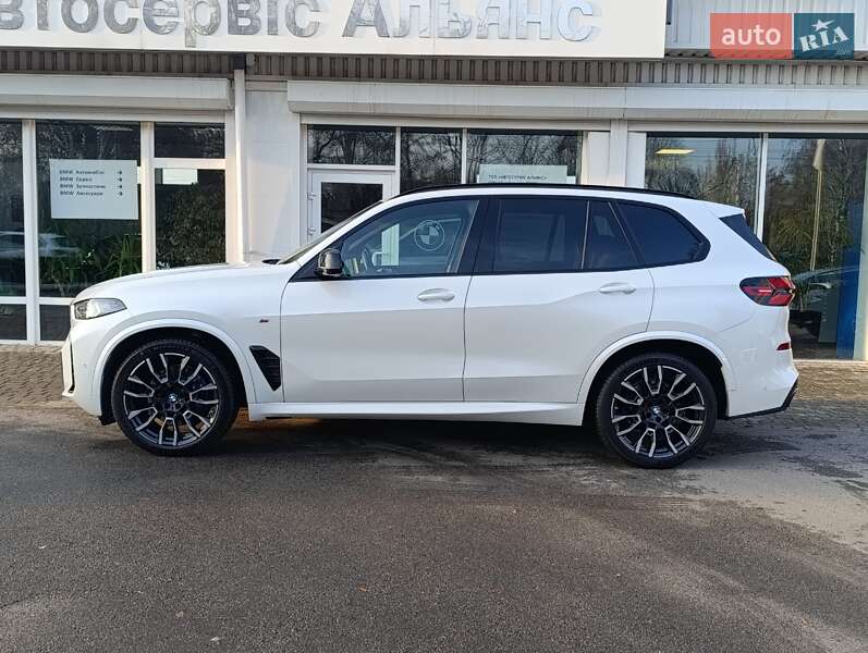 Внедорожник / Кроссовер BMW X5 2023 в Кременчуге