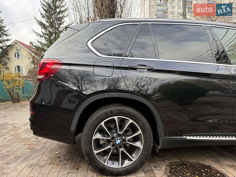 Внедорожник / Кроссовер BMW X5 2016 в Киеве
