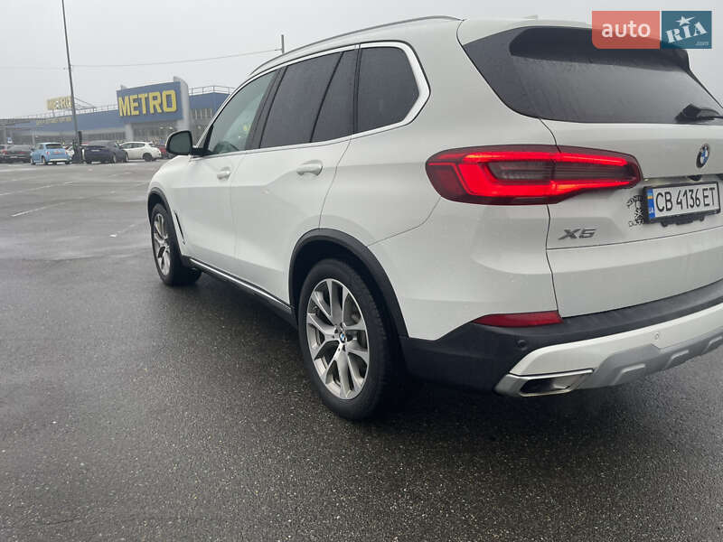Позашляховик / Кросовер BMW X5 2019 в Києві