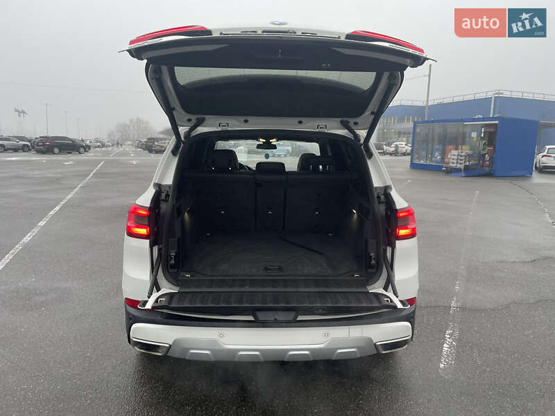 Позашляховик / Кросовер BMW X5 2019 в Києві