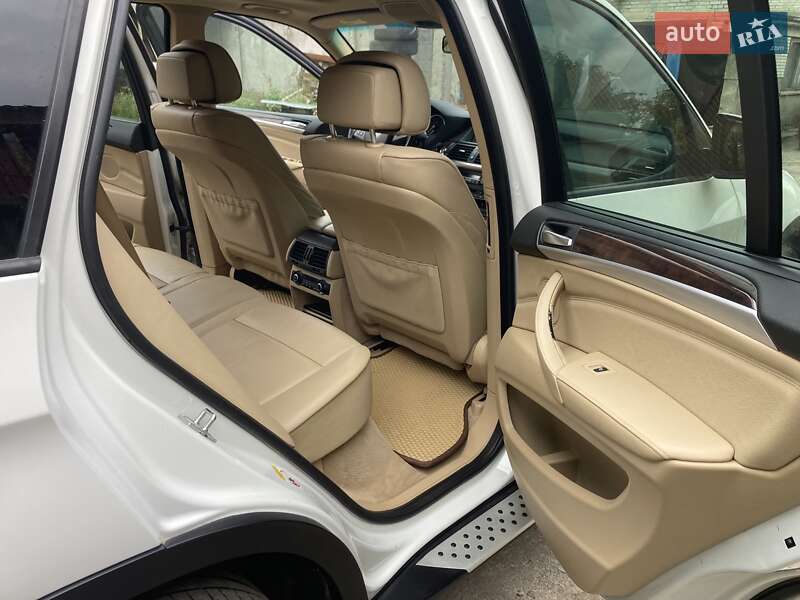 Внедорожник / Кроссовер BMW X5 2008 в Львове