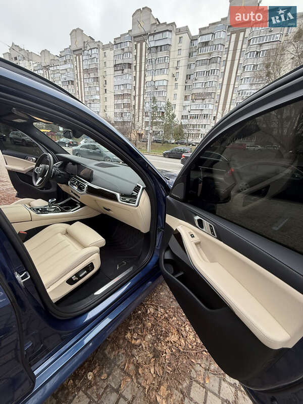 Внедорожник / Кроссовер BMW X5 2020 в Киеве