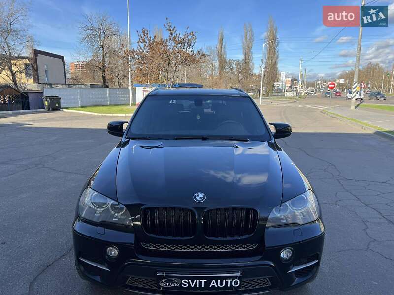 Внедорожник / Кроссовер BMW X5 2011 в Николаеве