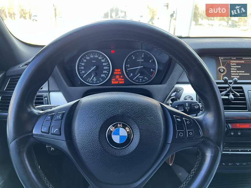 Внедорожник / Кроссовер BMW X5 2011 в Николаеве