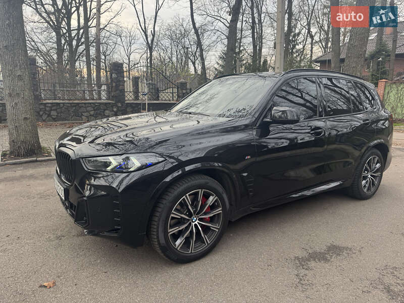 Внедорожник / Кроссовер BMW X5 2023 в Киеве