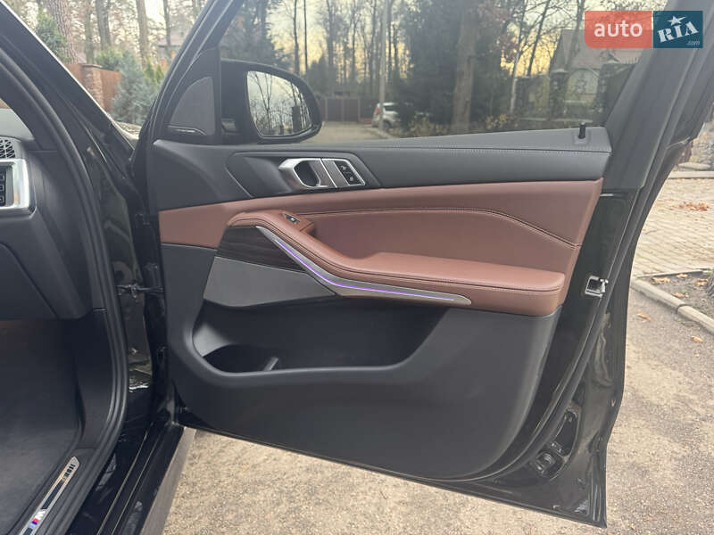 Внедорожник / Кроссовер BMW X5 2023 в Киеве