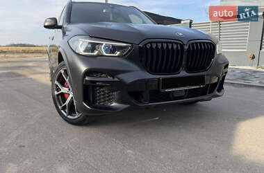 Внедорожник / Кроссовер BMW X5 2022 в Киеве