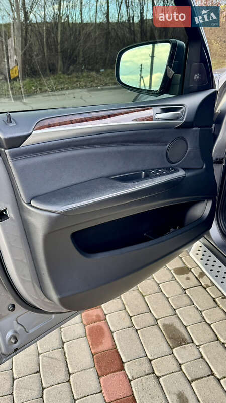 Внедорожник / Кроссовер BMW X5 2013 в Староконстантинове