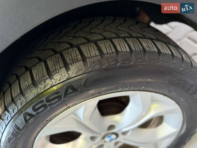 Внедорожник / Кроссовер BMW X5 2011 в Теребовле