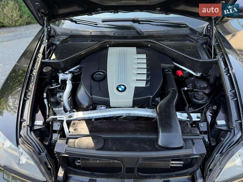 Внедорожник / Кроссовер BMW X5 2011 в Теребовле