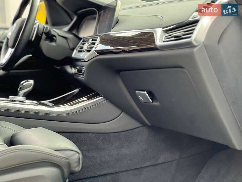 Внедорожник / Кроссовер BMW X5 2019 в Одессе