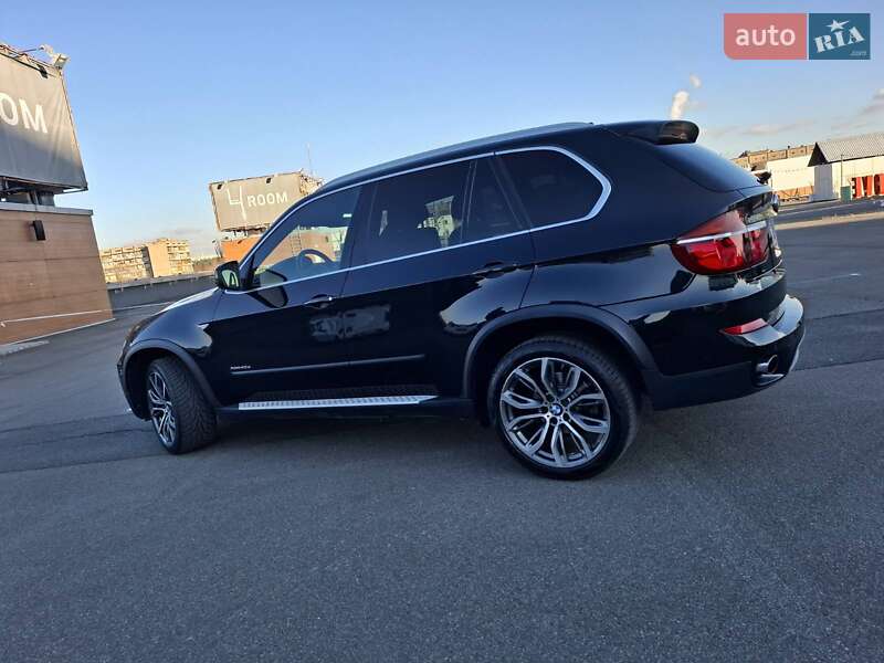 Внедорожник / Кроссовер BMW X5 2010 в Киеве