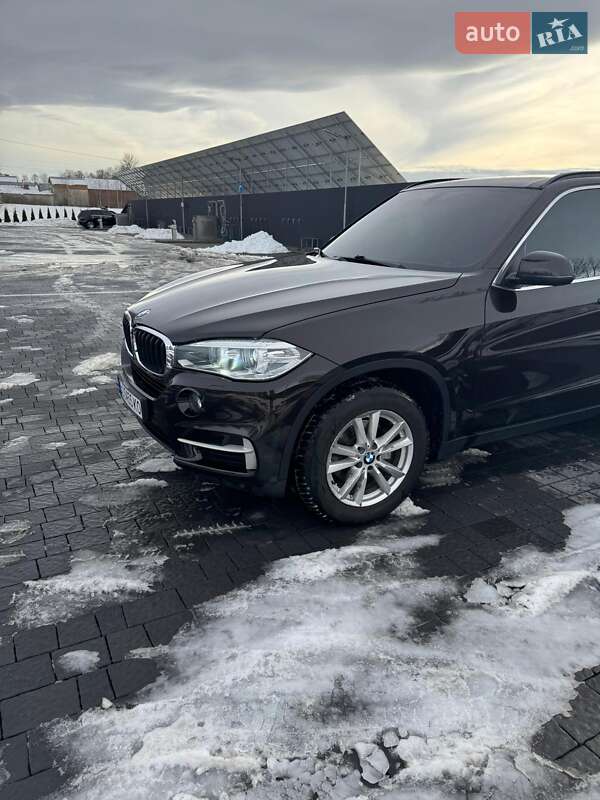 Внедорожник / Кроссовер BMW X5 2016 в Самборе