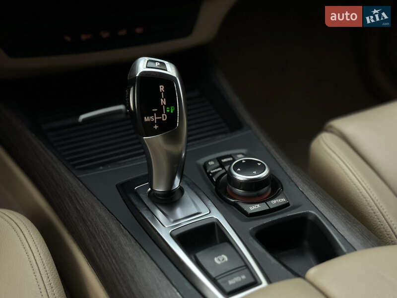 Внедорожник / Кроссовер BMW X5 2011 в Ивано-Франковске