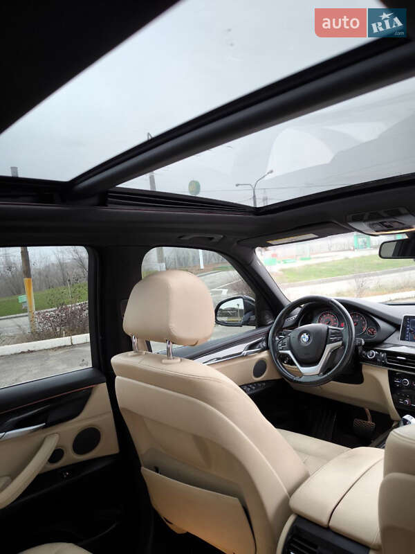 Внедорожник / Кроссовер BMW X5 2016 в Запорожье
