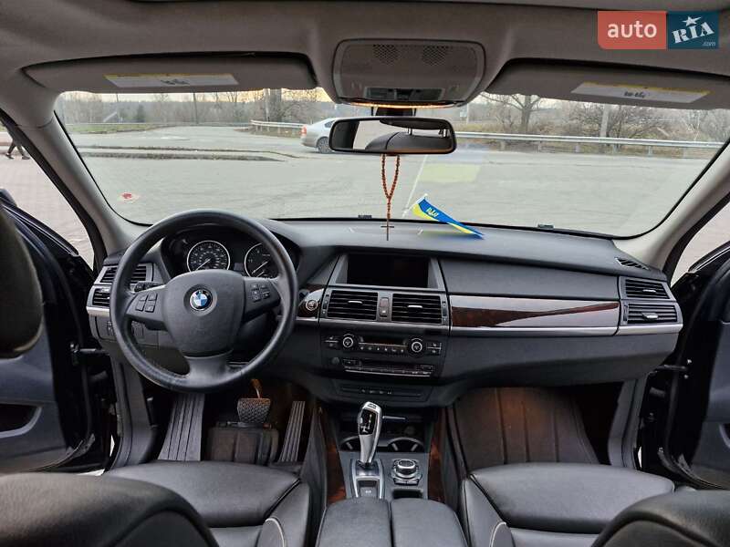 Внедорожник / Кроссовер BMW X5 2011 в Киеве
