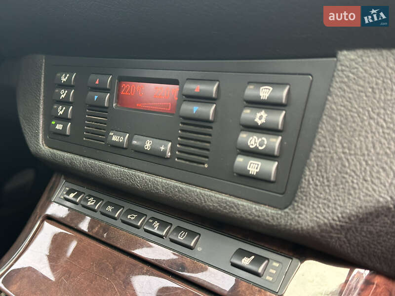 Внедорожник / Кроссовер BMW X5 2004 в Днепре