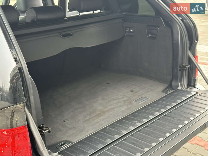 Внедорожник / Кроссовер BMW X5 2004 в Днепре