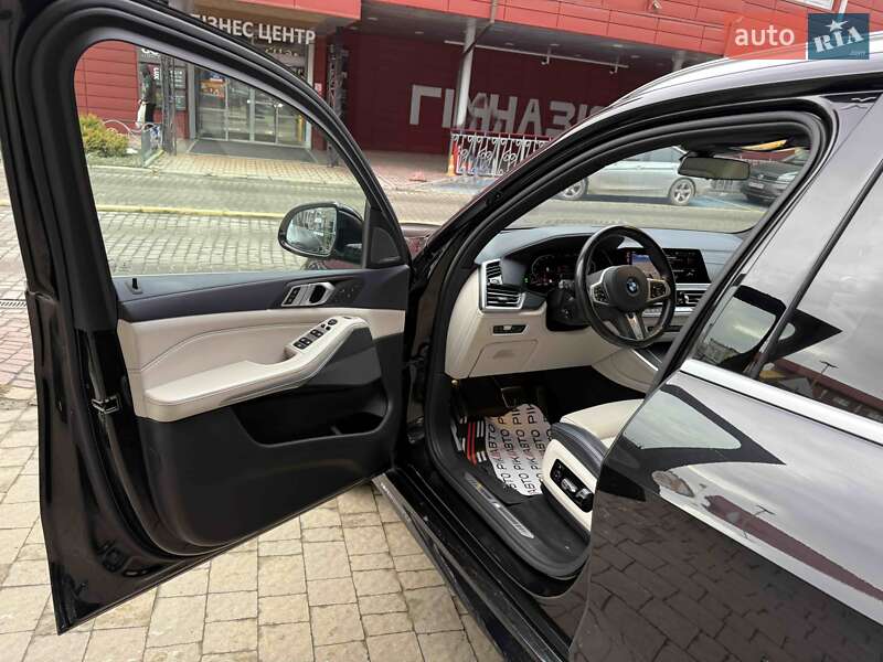 Внедорожник / Кроссовер BMW X5 2020 в Львове