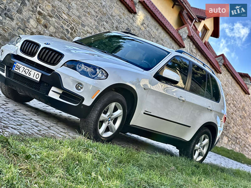 Внедорожник / Кроссовер BMW X5 2010 в Каменец-Подольском