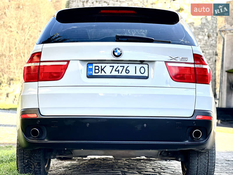 Внедорожник / Кроссовер BMW X5 2010 в Каменец-Подольском