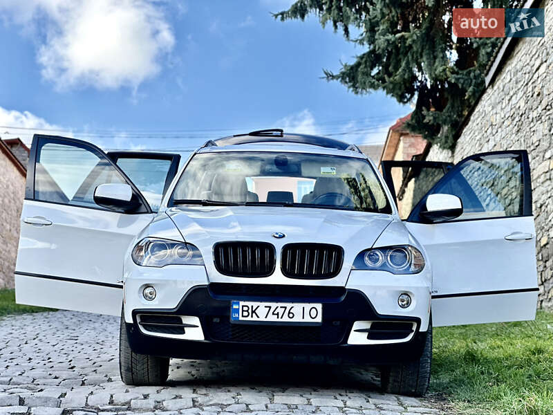 Внедорожник / Кроссовер BMW X5 2010 в Каменец-Подольском