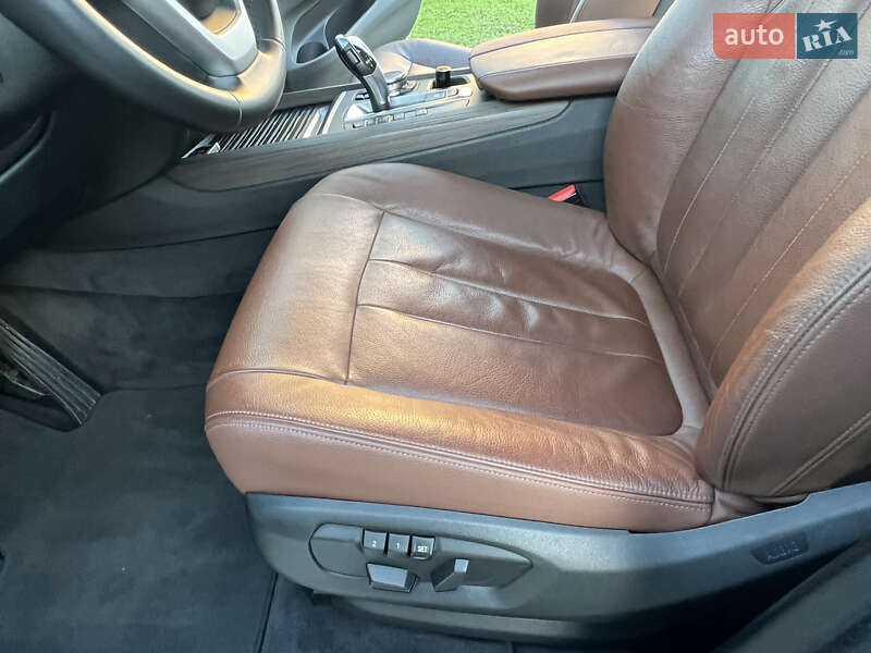 Внедорожник / Кроссовер BMW X5 2014 в Одессе