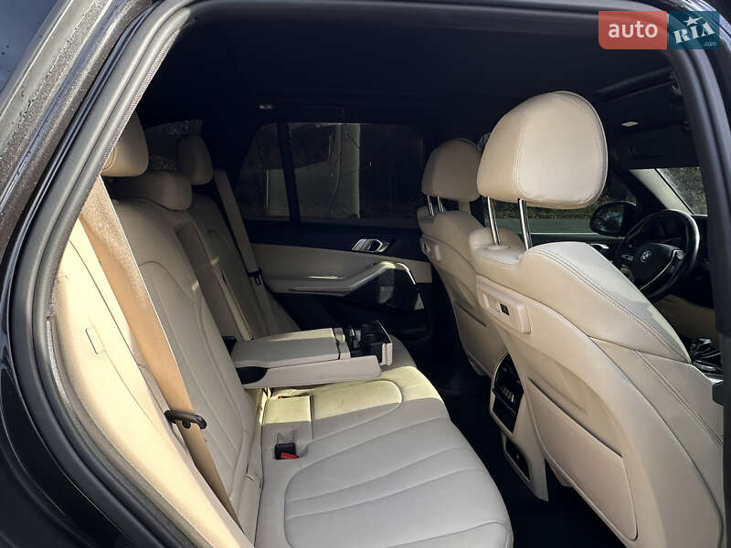Внедорожник / Кроссовер BMW X5 2020 в Ужгороде