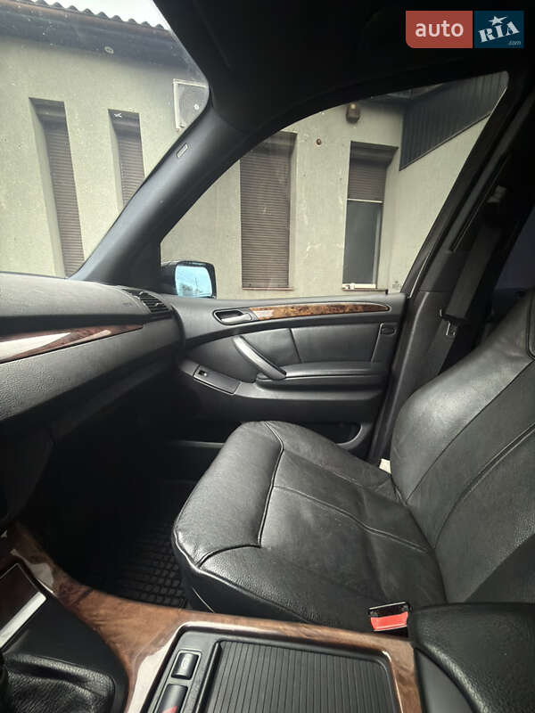 Внедорожник / Кроссовер BMW X5 2006 в Киеве
