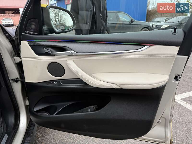 Внедорожник / Кроссовер BMW X5 2014 в Киеве