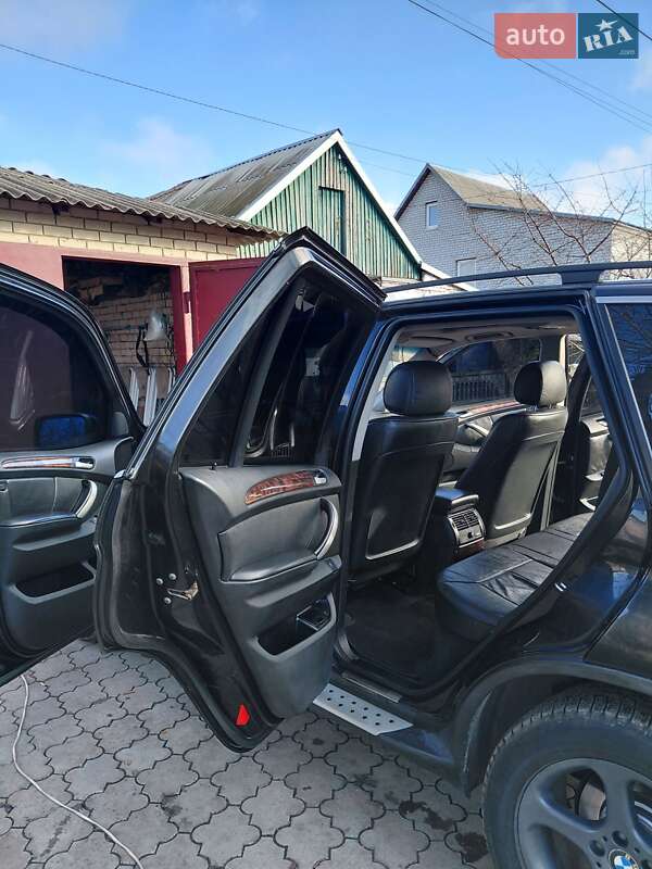Внедорожник / Кроссовер BMW X5 2002 в Днепре